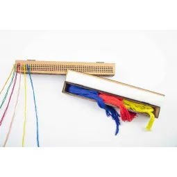 Органайзер для иголок на деревянной основе. Орех, 100 отверстий OG-001