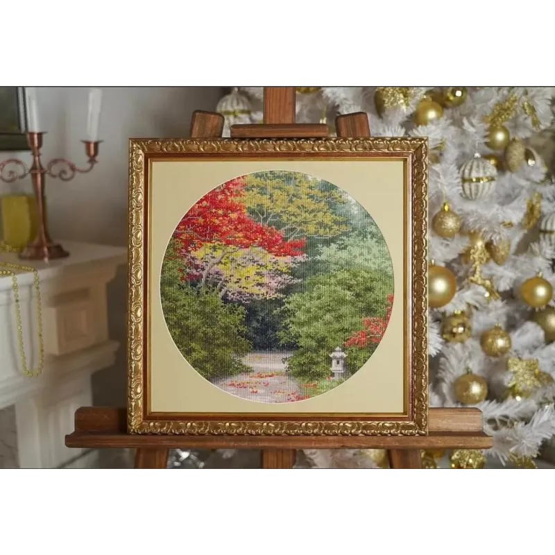 Cross stitch kit "Red maple season" 31.7×31.7 cm S/VM038