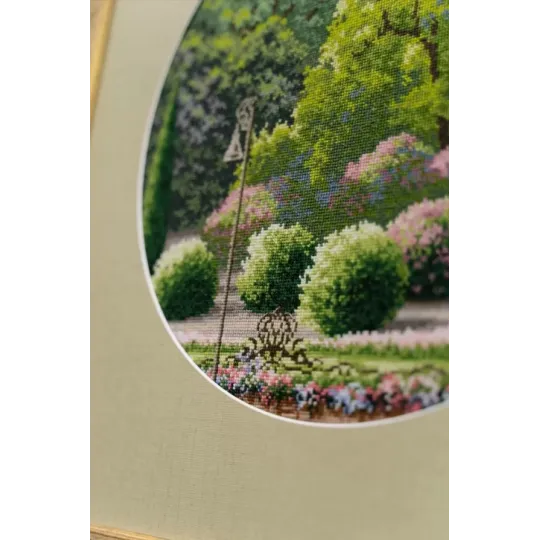 Cross stitch kit "Summer park" 31.7×31.7 cm S/VM037