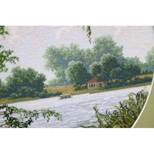 Kit de point de croix compté "Lac Lumineux" S/VM039