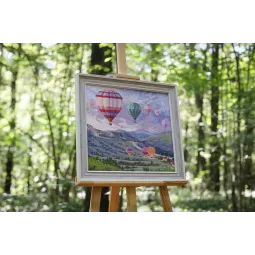 Counted cross stitch kit "Balloon Festival" 45.5x41.5 cm S/DL039