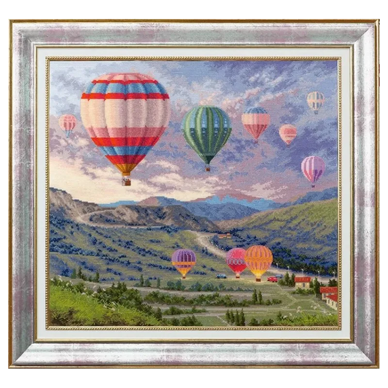Counted cross stitch kit "Balloon Festival" 45.5x41.5 cm S/DL039