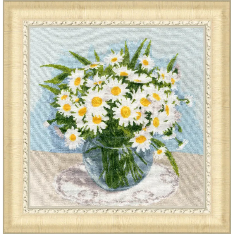 Cross stitch kit "Favourite Chamomiles" 29.5x29.5 cm S/LTS072