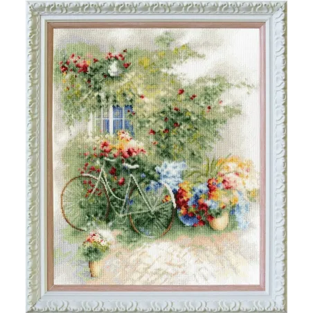 Cross stitch kit "Flowers are everywhere" 37 × 29.5 cm S/AK017