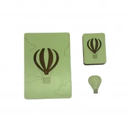 Étui à aiguilles en bois "Ballon vert" KF056/15