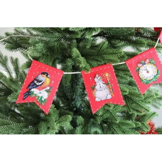 Cross stitch kit on the felt "Garland - New Year’s mood (7 flags)" ST-1017