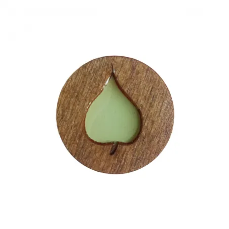 Magnetic needle holder with epoxy resin "Leaf green" KF059/108