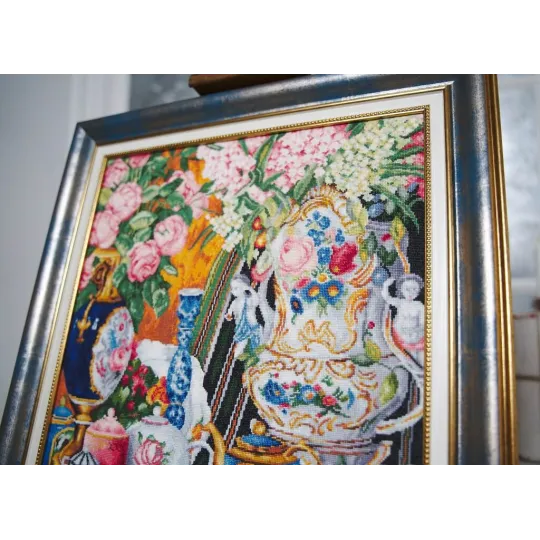 Kreuzstich-Set "Porzellan und Blumen. 1915" 40,8×35 cm S/MK075