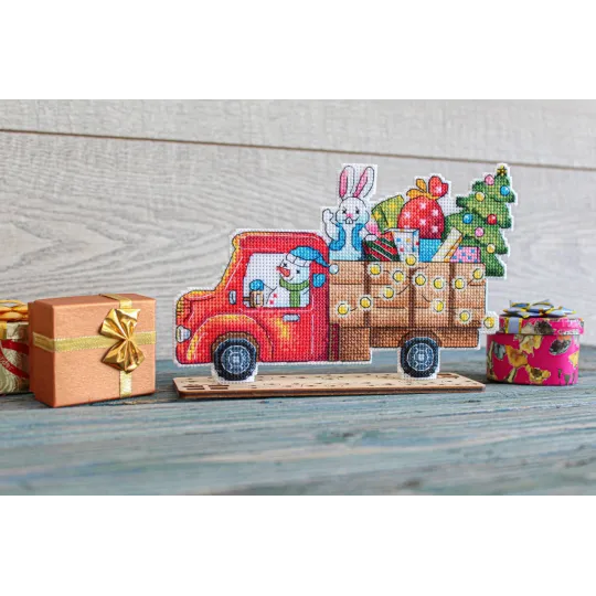 Camion avec cadeaux SR-868