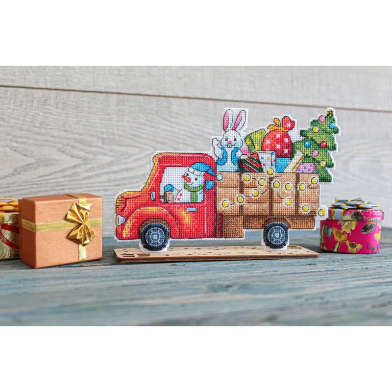 LKW mit Geschenken SR-868