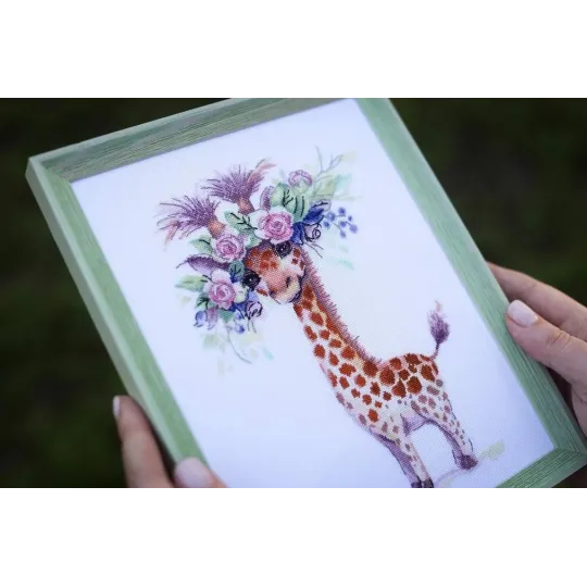 Cross stitch kit "Giraffe Rose" 12.3x18.5 cm S/VK073