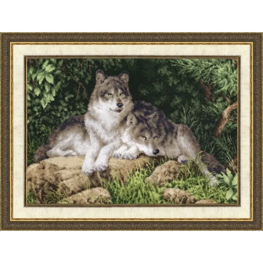 (C) Winter Predators S/DZH027