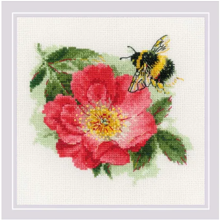 Cross stitch kit "Furry Bumblebee"15x15 SR2210