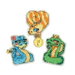 Набор для вышивания крестиком на пластиковой канве с магнитами (набор из 3 штук) «Змейки» 5x6,4x6,5x6 SR2219AC