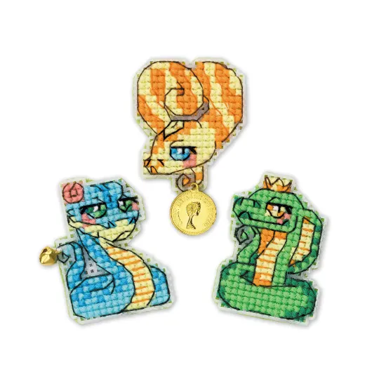 Cross stitch kit on the plastic canvas with magnets (set of 3) "Snakelets" 5x6,4x6,5x6 SR2219AC