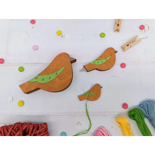 Магнитный держатель для игл. Птица зеленая KF059/200-2