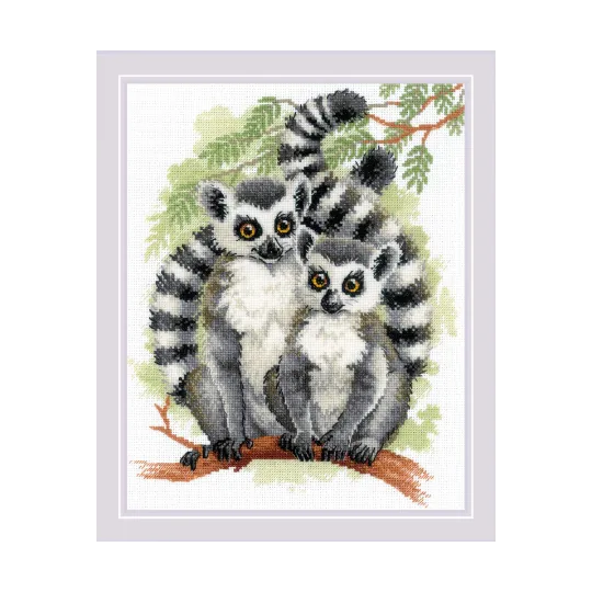 Cross stitch kit "Lemurs" 24x30 SR2196