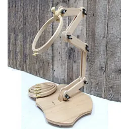 Einstellbarer Stickständer mit Beinen 190-5