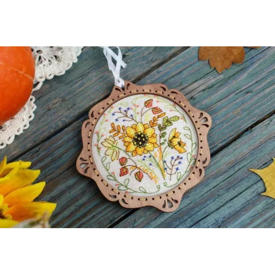 Kreuzstich auf Holzbasis "Miniatur. Herbstgeschenk" SO-101