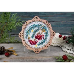 Cross-stich on wooden base "Miniature. Winter gift" SO-102