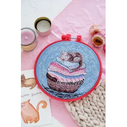 Cross-stitch kits with Hoop Included Kitty 15x15 cm AAHM-008