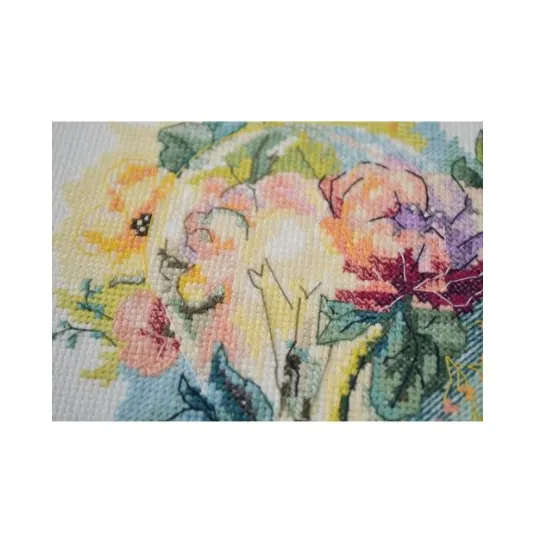 Cross stitch kit AAH-229