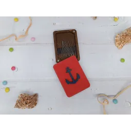 Wooden needle case. Anchor. KF056/39