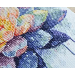 Наборы для вышивания крестиком "Сияющий лотос" (Deco Scenes) 24x24 см AAH-212