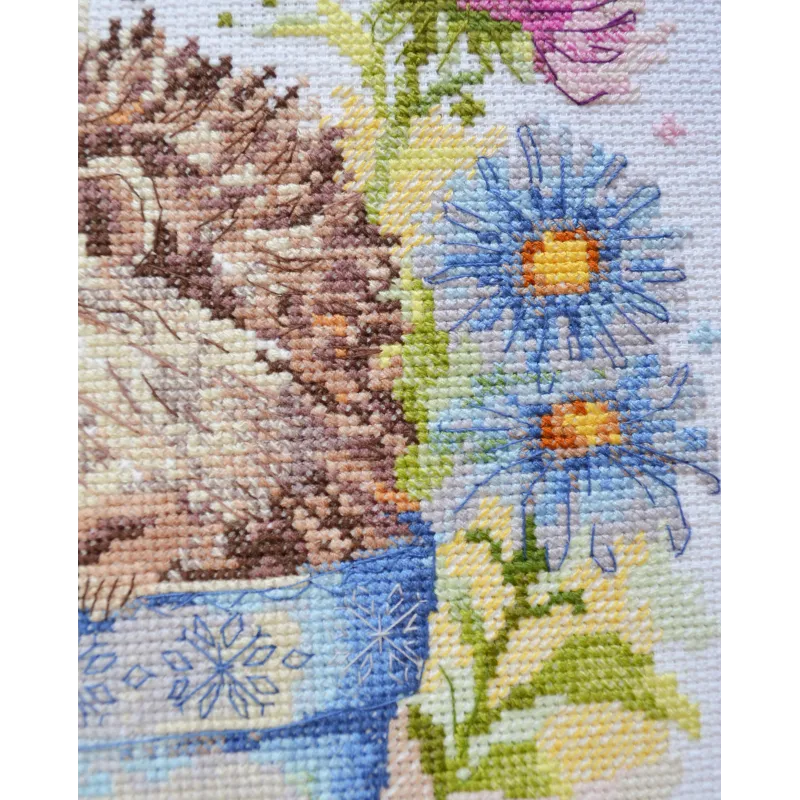 Cross stitch kit AAH-220