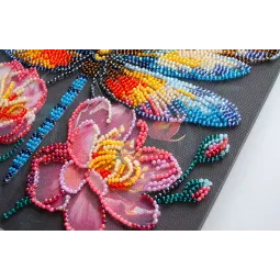 Основной набор для вышивания бисером Мерцающие крылья (Deco Scenes) 20x20 cm AAMB-106