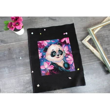 Cross stitch kit "Romantic panda" SNV-831