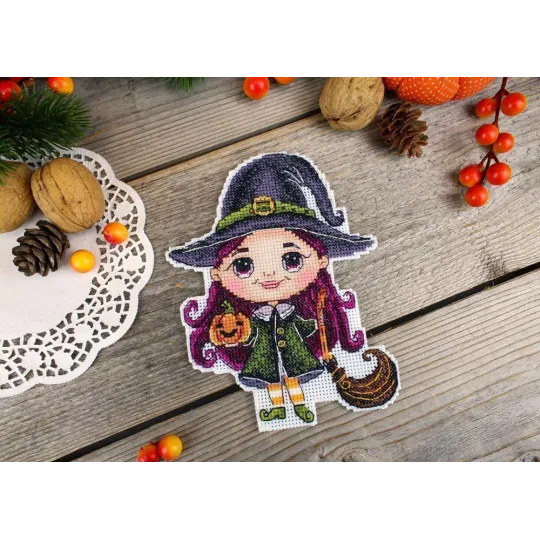 Cross stitch kit "Charming witch" SR-959