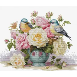 Kryželiu siuvinėjimo rinkinys Vaza su rožėmis ir paukščiais 34x27 cm SB7038