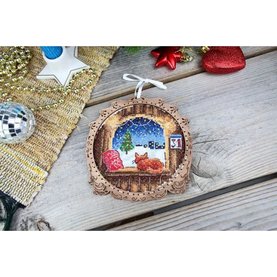 Cross-stitch kit on wooden base "Miniature. Winter outside the window" SO-119