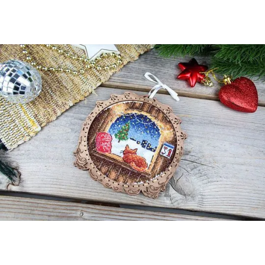 Cross-stitch kit on wooden base "Miniature. Winter outside the window" SO-119