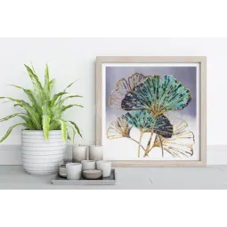 Vidutinio dydžio rinkinys siuvinėjimui karoliukais - Smaragdo lapai („Deco Scenes“) 20x20 cm AAMB-087