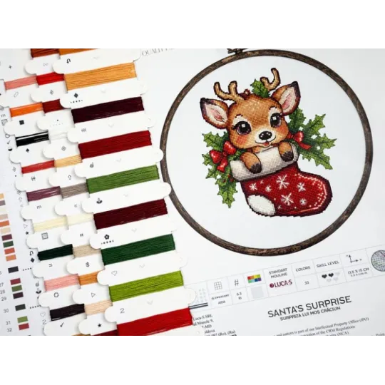 Kreuzstich-Set mit Reifring "Santa's Surprise" 13,5x15cm SBC236