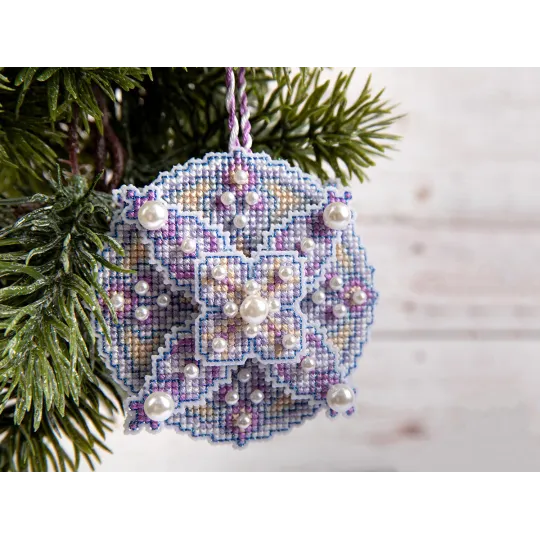 Kit de point de croix PANNA "Jeu de Noël. Boule violette" PIG-7366