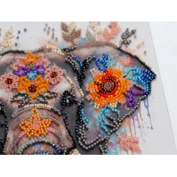 Vidutinio dydžio rinkinys siuvinėjimui karoliukais Rytų paslaptys 20x20 cm AAMB-116