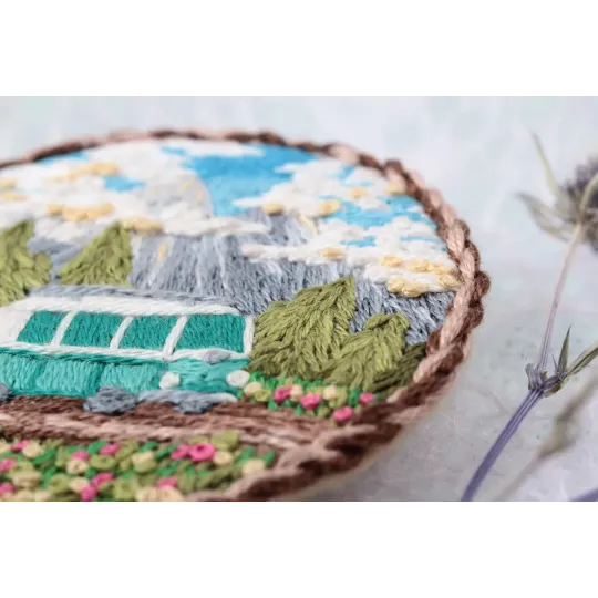 Набор для вышивания крестиком PANNA "Брошь. Путешествие на колесах" 5,5x5,5 см PJK-2216