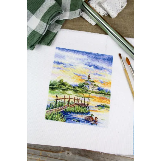Cross stitch kit "Harmony of the morning" 20x16 cm SNV-916