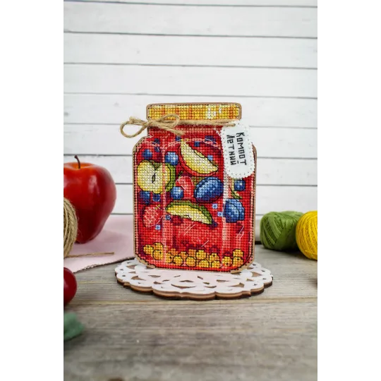 Cross-stitch on wooden base "Summer juice" 13*12*9 cm SO-117