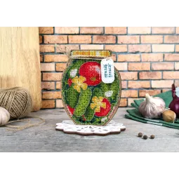 Cross-stitch on wooden base "Summer harvest" 13*12*9 cm SO-116