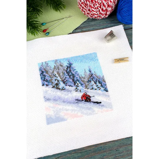 Cross stitch kit "On the mountainside" 11x11 cm SM-987