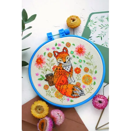 Cross-stitch kit with Hoop Included Foxy 15x15 cm AAHM-009