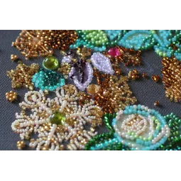 Main Bead Embroidery Kit New year wreath (Winter tale) AAB-828