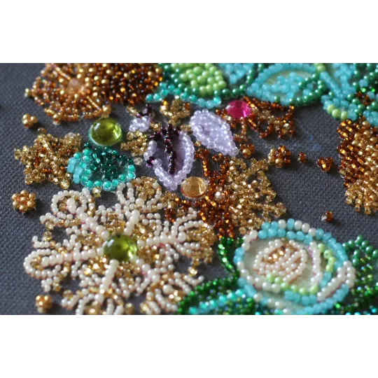 Kit de broderie de perles principal Couronne du Nouvel An (Conte d'hiver) AAB-828