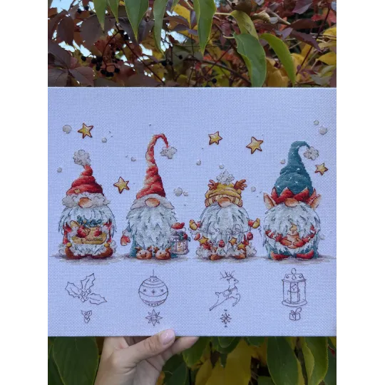 Cross stitch kit "Christmas gnomes" SANR-55