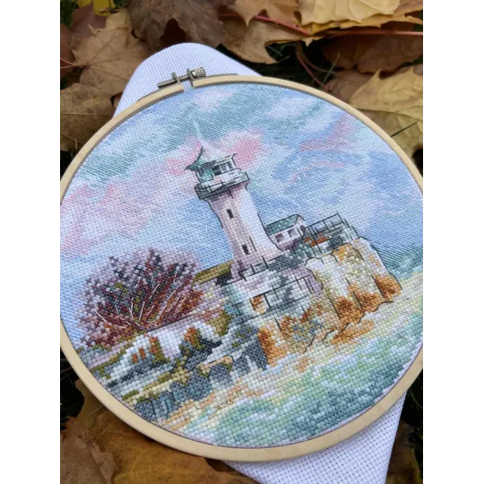 Cross stitch kit "At the edge of the sea" SANN-36