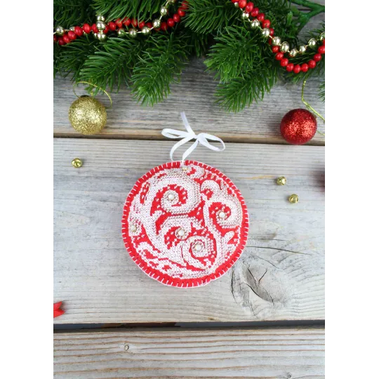 (S) Kit point de croix "Motifs givrés. Boule" ST-1094